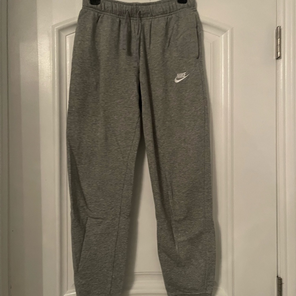 Nike grey sweatpants #nike #grey
